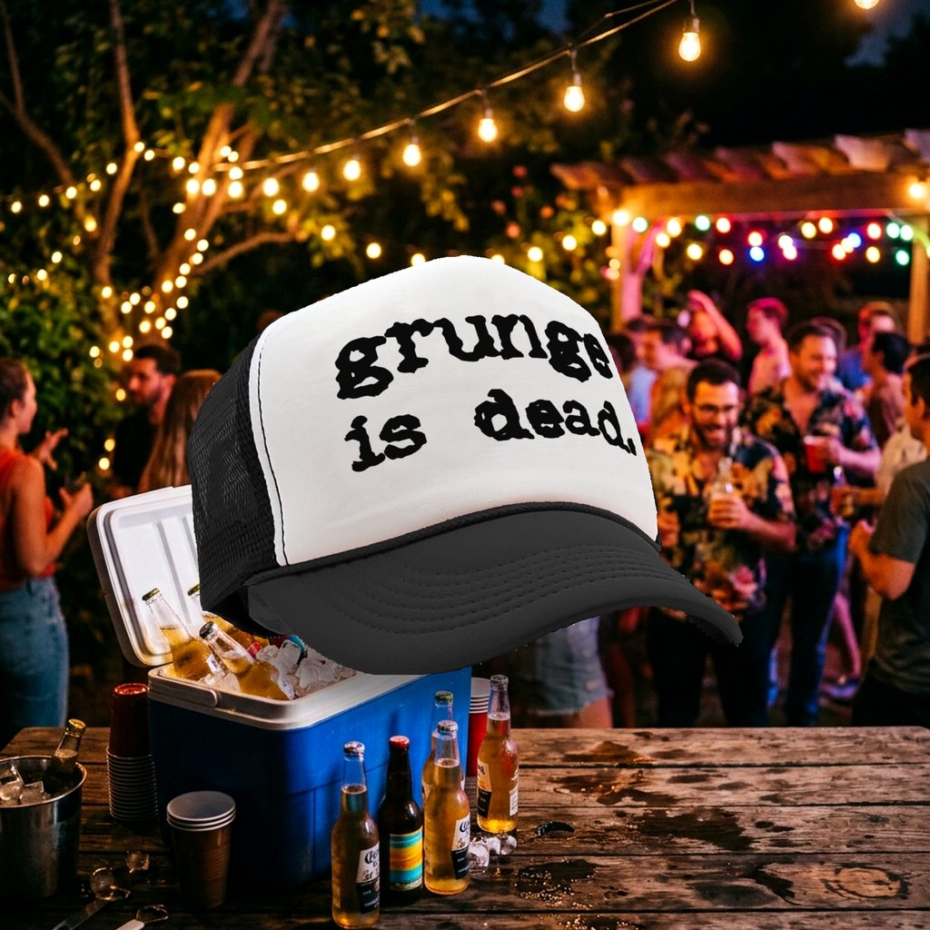GRUNGE IS DEAD - 90's music seattle scene - Vintage Retro Style Trucker Cap Hat