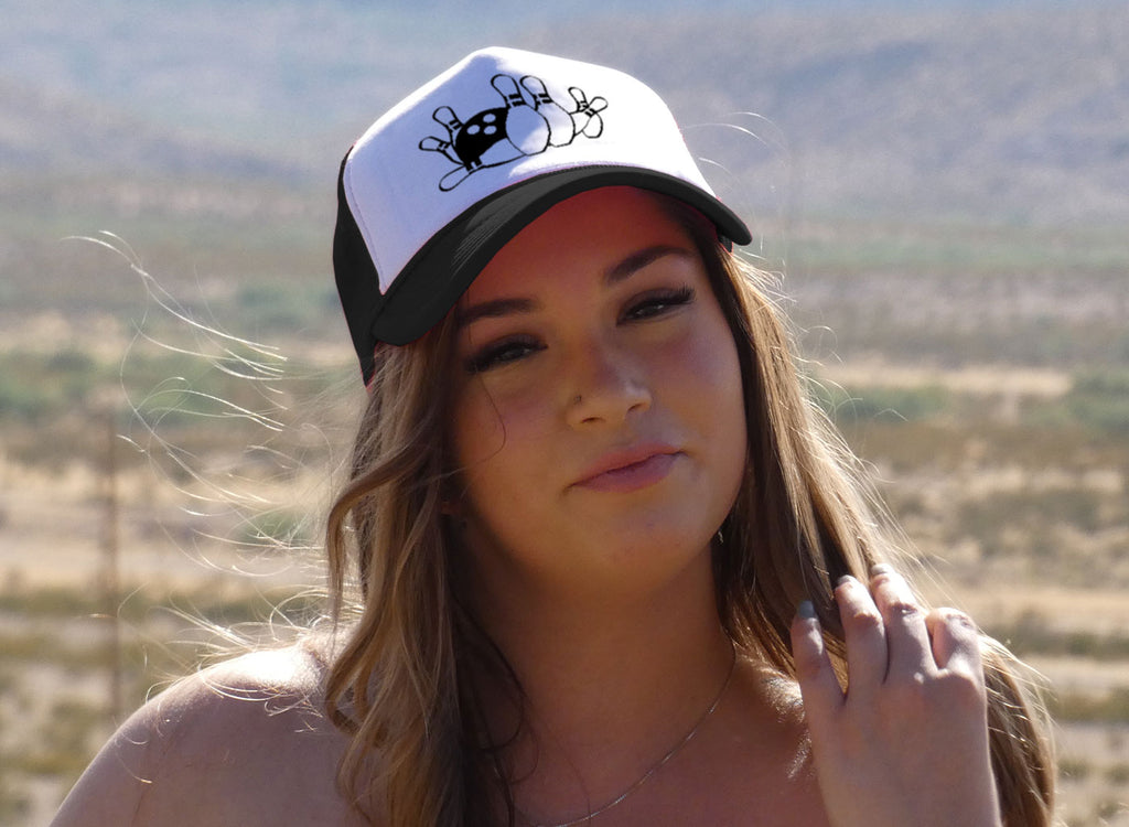 BOWLING - Five Panel Retro Style TRUCKER Cap