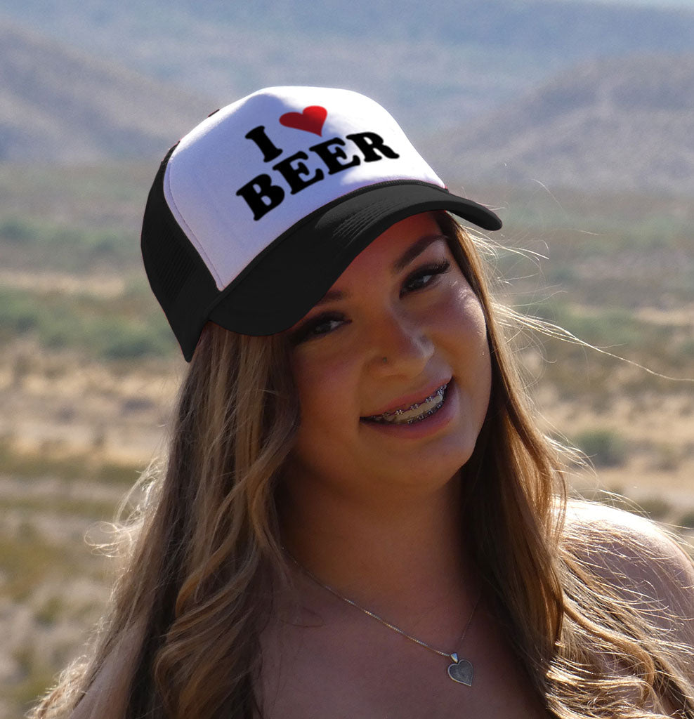 I HEART BEER - funny joke party gag - Vintage Retro Style Trucker Cap Hat - Five Panel Retro Style TRUCKER Cap